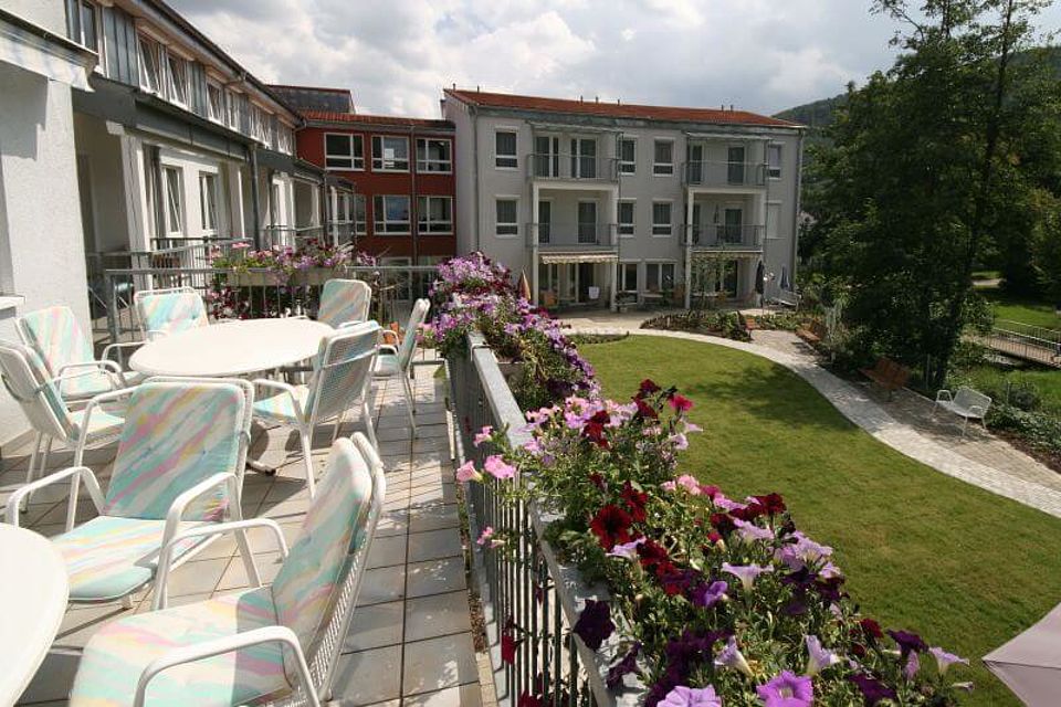 DRK-Altenpflegeheim Oberkochen Innenhof