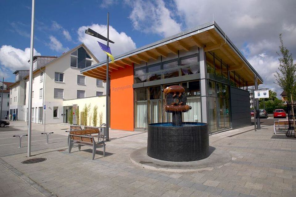 DRK-Seniorenzentrum Hüttlingen von außen