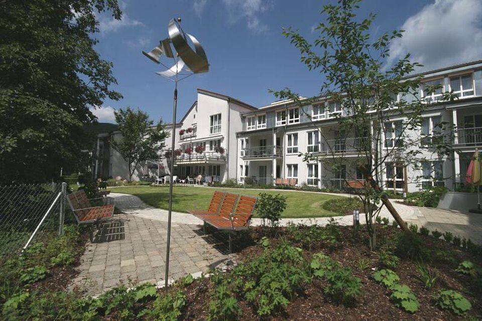 DRK-Altenpflegeheim Oberkochen von außen